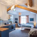 The Coachmans Quarters アパート コニストン