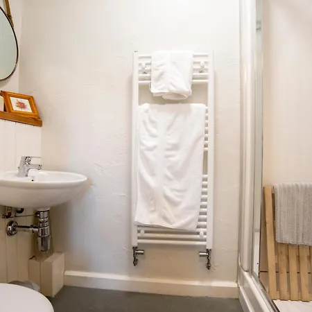 Апартаменты The Coachmans Quarters